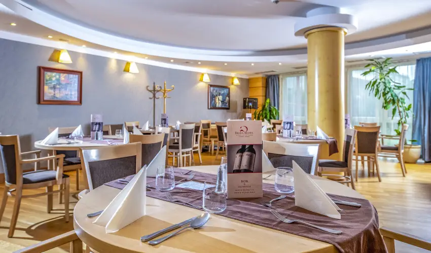 Terml Apartmanok & Kemping Harkny Harkny - Nyugdjas kedvezmnyes rak (1 jtl)