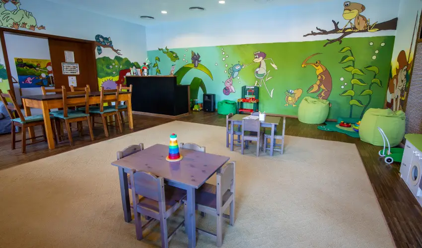 Tisza Balneum Hotel Tiszaf�red - Ny�rut� a Balneumban (min. 2 �j)