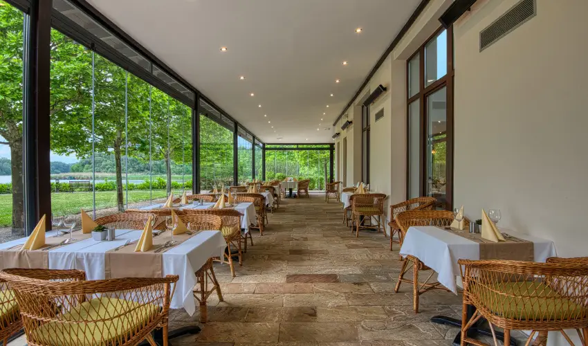 Tisza Balneum Hotel Tiszaf�red - Ny�rut� a Balneumban (min. 2 �j)