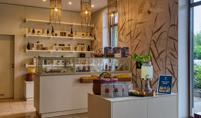 Tisza Balneum Hotel Tiszaf�red - Ny�rut� a Balneumban (min. 2 �j)