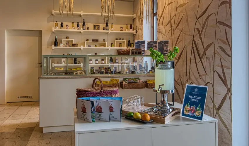 Tisza Balneum Hotel Tiszaf�red - Ny�rut� a Balneumban (min. 2 �j)