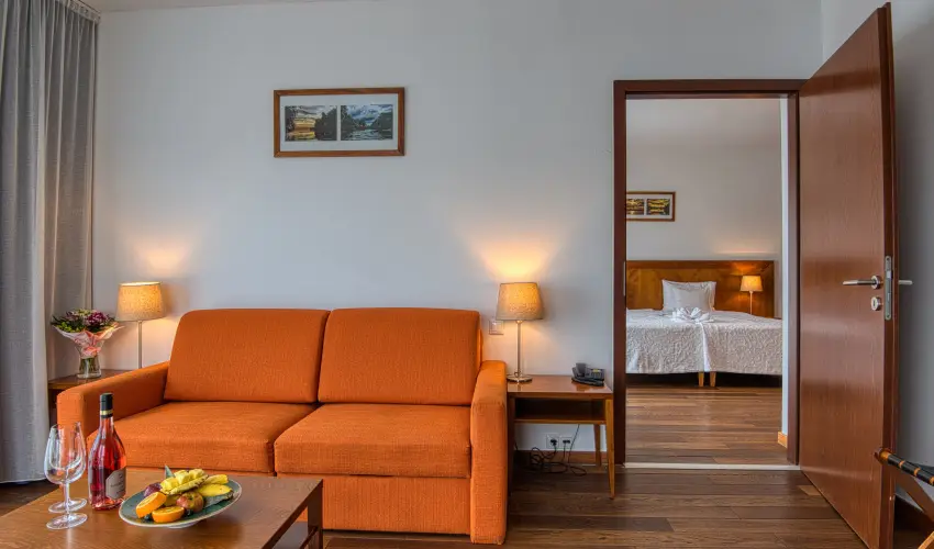 Tisza Balneum Hotel Tiszaf�red - Ny�rut� a Balneumban (min. 2 �j)