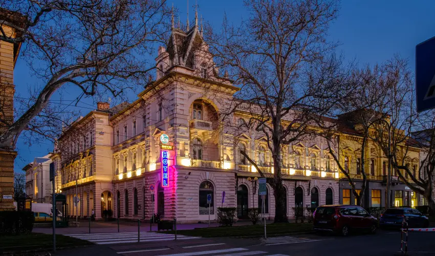 Tisza Hotel Szeged - Nyugdíjas kedvezményes ár reggelivel (1 éjtől)