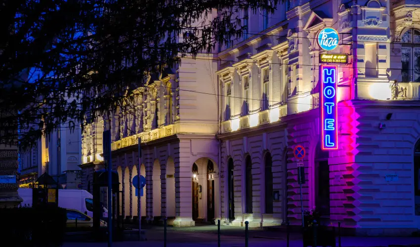 Tisza Hotel Szeged - Nyugdíjas kedvezményes ár reggelivel (1 éjtől)