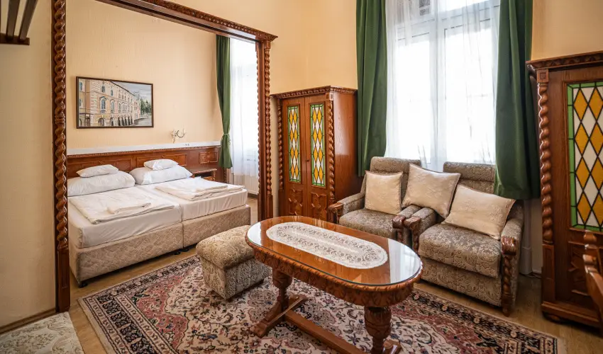 Tisza Hotel Szeged - Nyugdíjas kedvezményes ár reggelivel (1 éjtől)