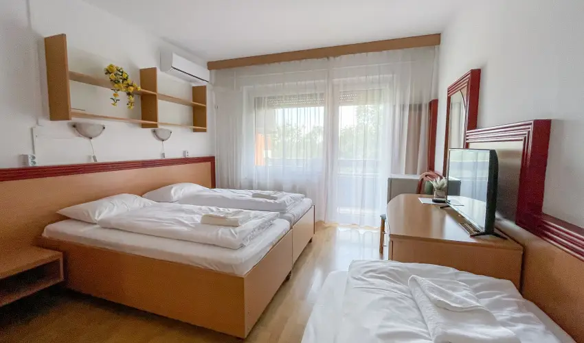 Tisza Sport Hotel Szeged - Nyugdíjas kedvezményes árak reggelis ellátással (1 éjtől)