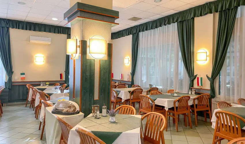 Tisza Sport Hotel Szeged - Nyugdíjas kedvezményes árak reggelis ellátással (1 éjtől)