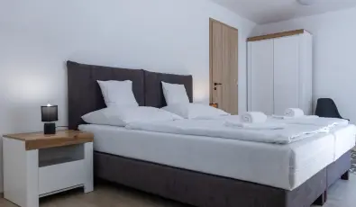 T-Part Panzi & Rendezvnykzpont Kszeg