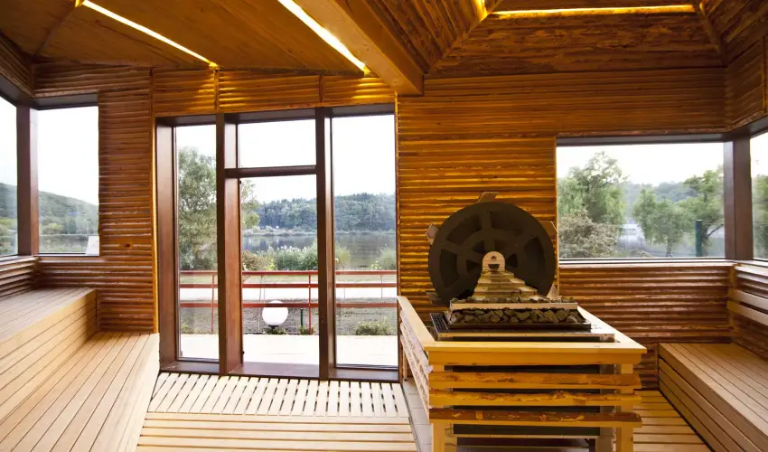 T Wellness Hotel Bnk - Tparti wellness nyr (min. 2 j)