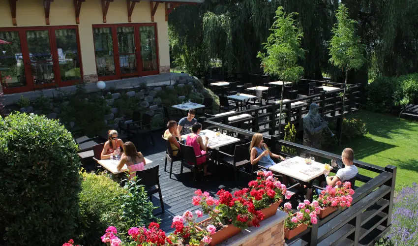 T Wellness Hotel Bnk - Tparti wellness nyr (min. 2 j)