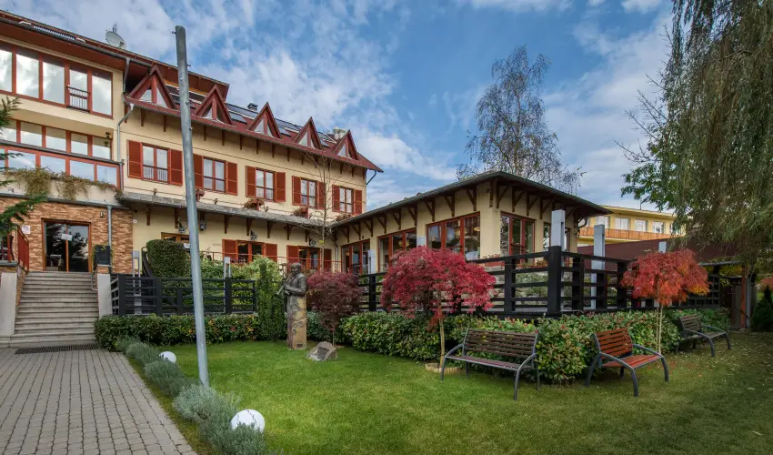 T Wellness Hotel Bnk - Tparti wellness nyr (min. 2 j)