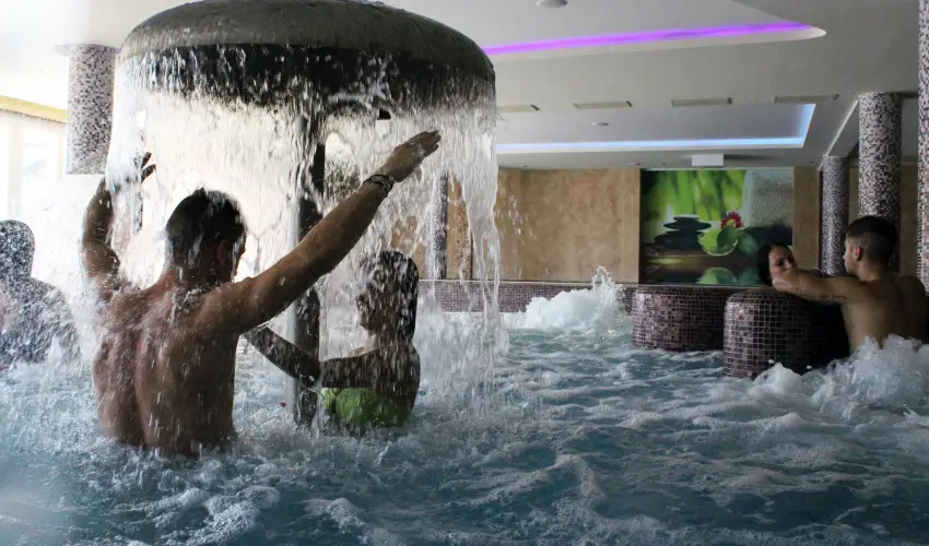 T Wellness Hotel Bnk - Tparti wellness nyr (min. 2 j)