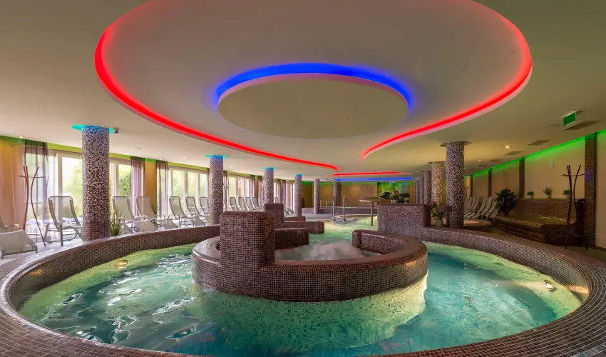 T Wellness Hotel Bnk - Tparti wellness nyr (min. 2 j)