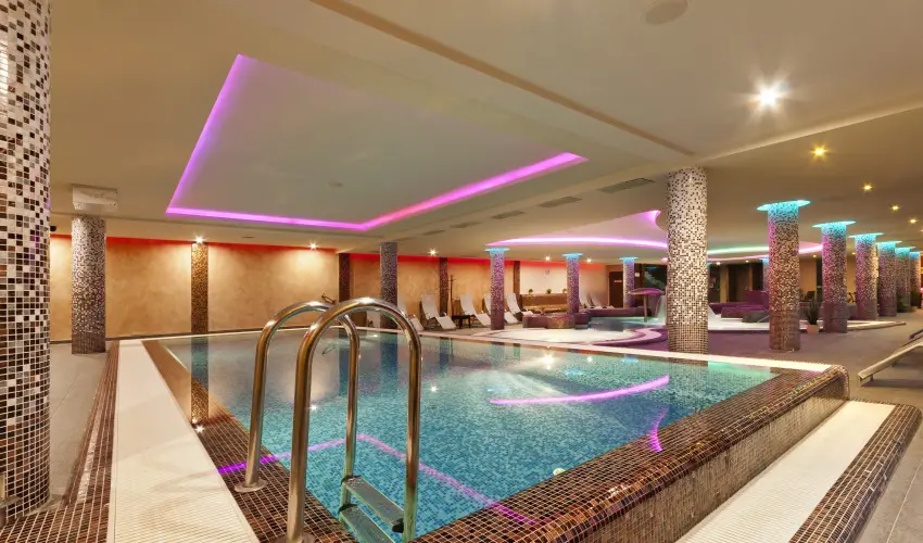 T Wellness Hotel Bnk - Tparti wellness nyr (min. 2 j)