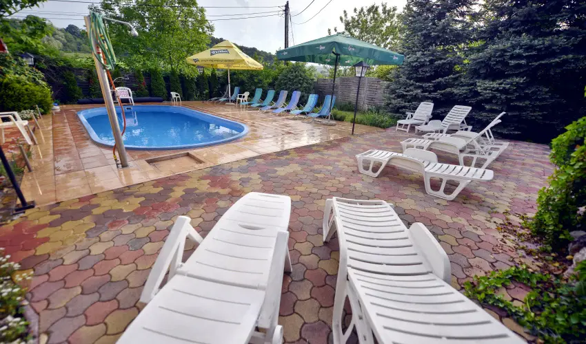 T�kert Fogad� Nagym�nyok - Ny�ri pihen�s (min. 5 �j)