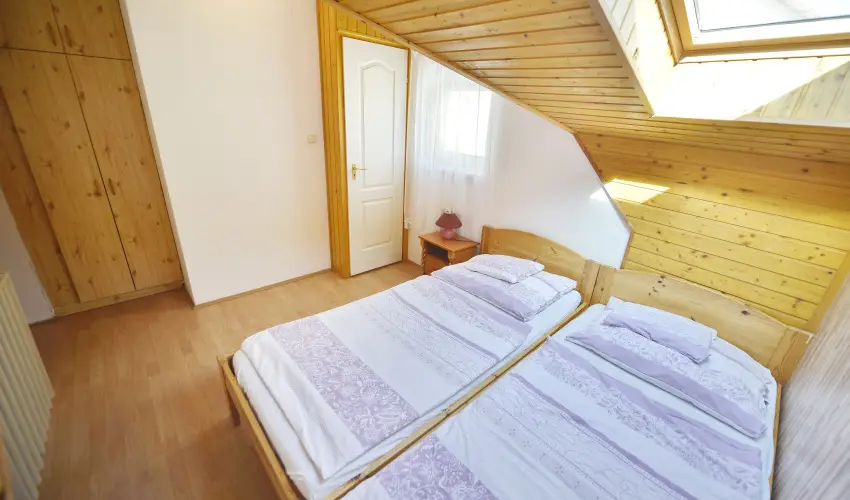 T�kert Fogad� Nagym�nyok - Ny�ri pihen�s (min. 5 �j)