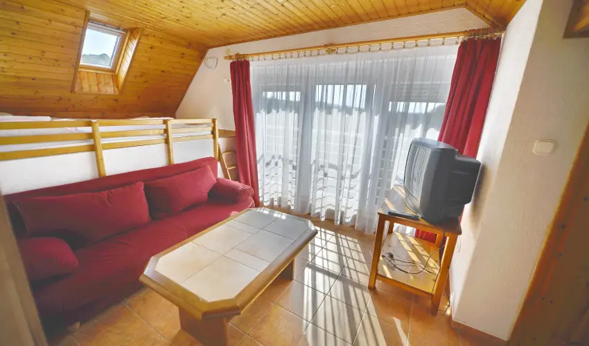 T�kert Fogad� Nagym�nyok - Ny�ri pihen�s (min. 5 �j)