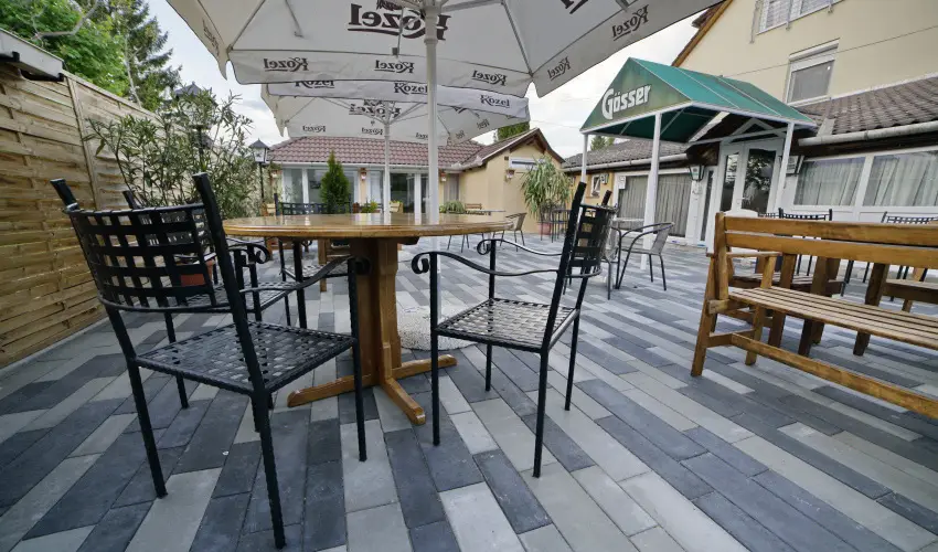 T�kert Fogad� Nagym�nyok - Ny�ri pihen�s (min. 5 �j)