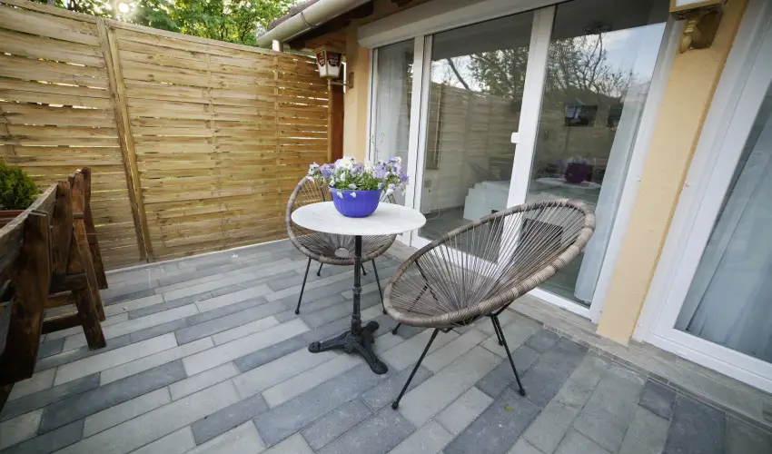 T�kert Fogad� Nagym�nyok - Ny�ri pihen�s (min. 5 �j)