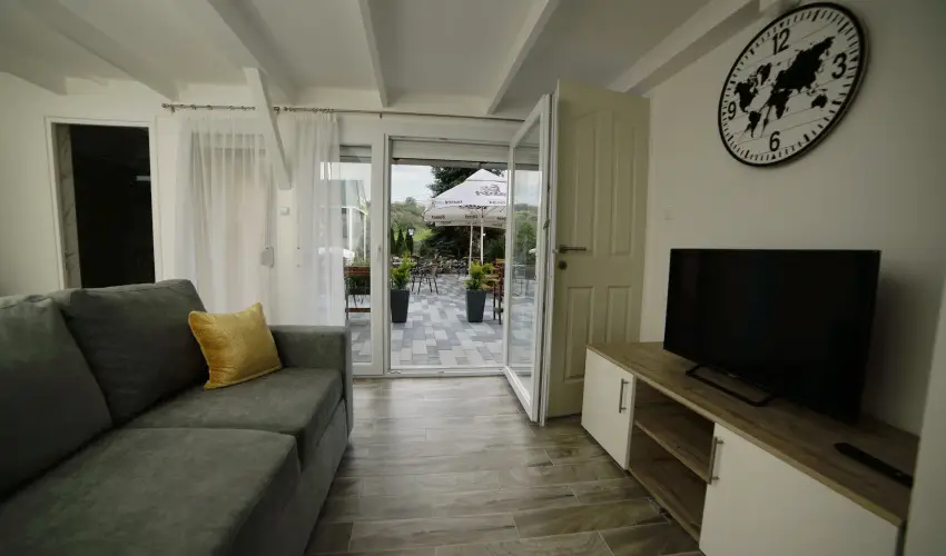 T�kert Fogad� Nagym�nyok - Ny�ri pihen�s (min. 5 �j)