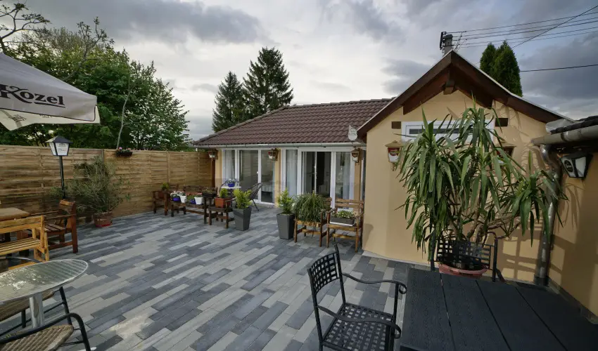 T�kert Fogad� Nagym�nyok - Ny�ri pihen�s (min. 5 �j)