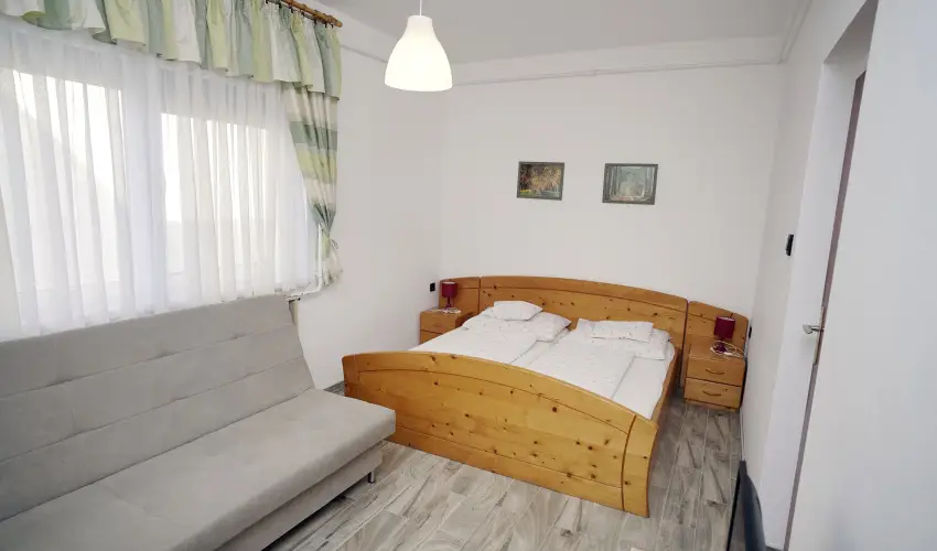 T�kert Fogad� Nagym�nyok - Ny�ri pihen�s (min. 5 �j)