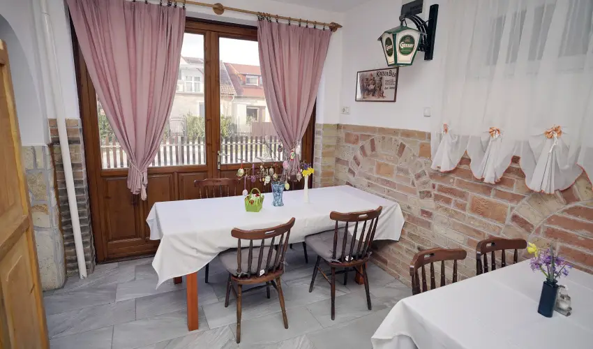 T�kert Fogad� Nagym�nyok - Ny�ri pihen�s (min. 5 �j)