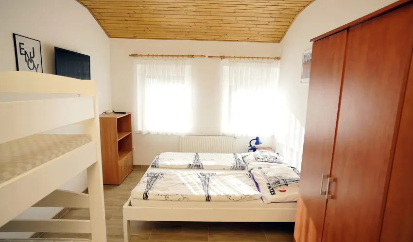 T�kert Fogad� Nagym�nyok - Ny�ri pihen�s (min. 5 �j)