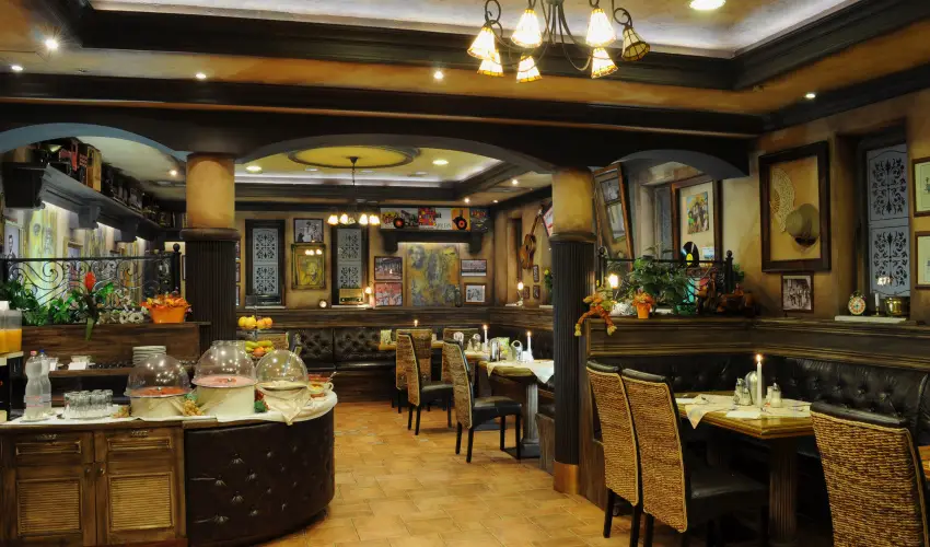 Hotel Villa Classica Ppa - Nyugdjas kedvezmnyes rak reggelis elltssal (1 jtl)