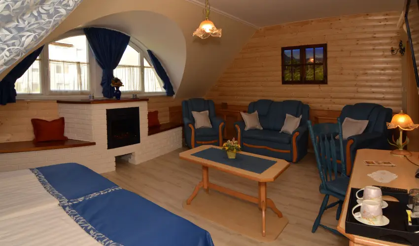 Hotel Villa Classica Ppa - Nyugdjas kedvezmnyes rak reggelis elltssal (1 jtl)