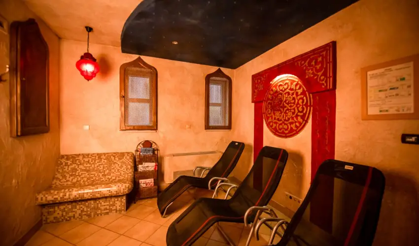 Hotel Villa Classica Ppa - Nyugdjas kedvezmnyes rak reggelis elltssal (1 jtl)