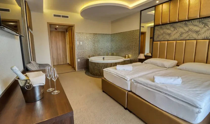 Villa Park Panzió Szilvásvárad - Nyugdíjas kedvezményes árak reggelis ellátással (1 éjtől)