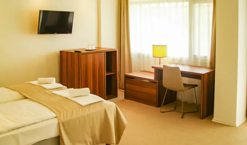 Vil�gos Hotel Balatonvil�gos - El�foglal�si akci� 4 �jt�l