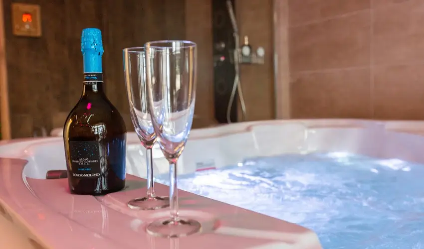 Waterfront Lodge Dunapataj - Nyugdjas kedvezmnyes rak reggelis elltssal (1 jtl)