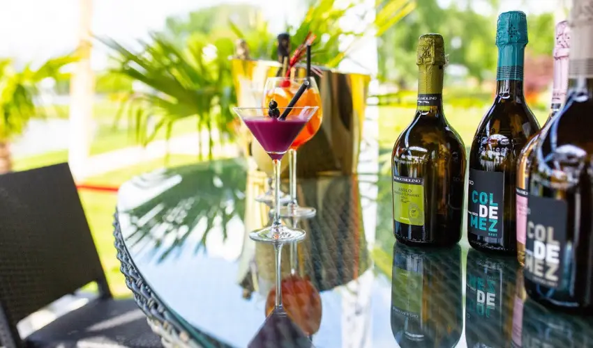 Waterfront Lodge Dunapataj - Nyugdjas kedvezmnyes rak reggelis elltssal (1 jtl)