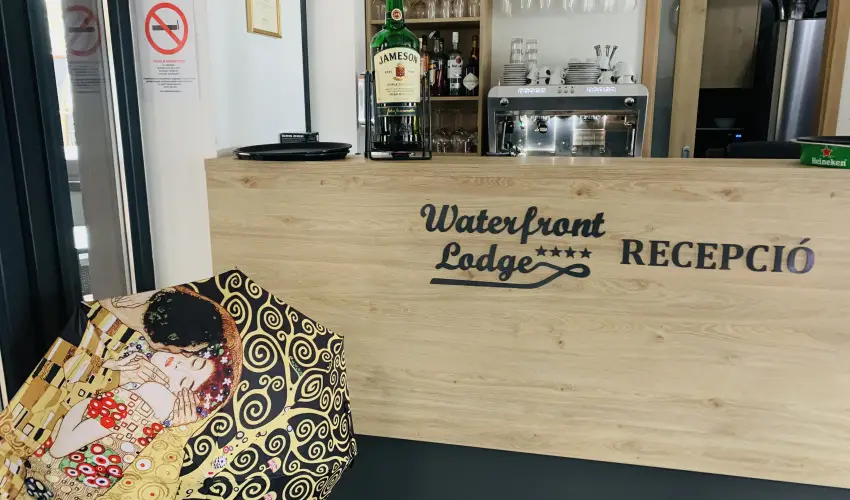 Waterfront Lodge Dunapataj - Nyugdjas kedvezmnyes rak reggelis elltssal (1 jtl)