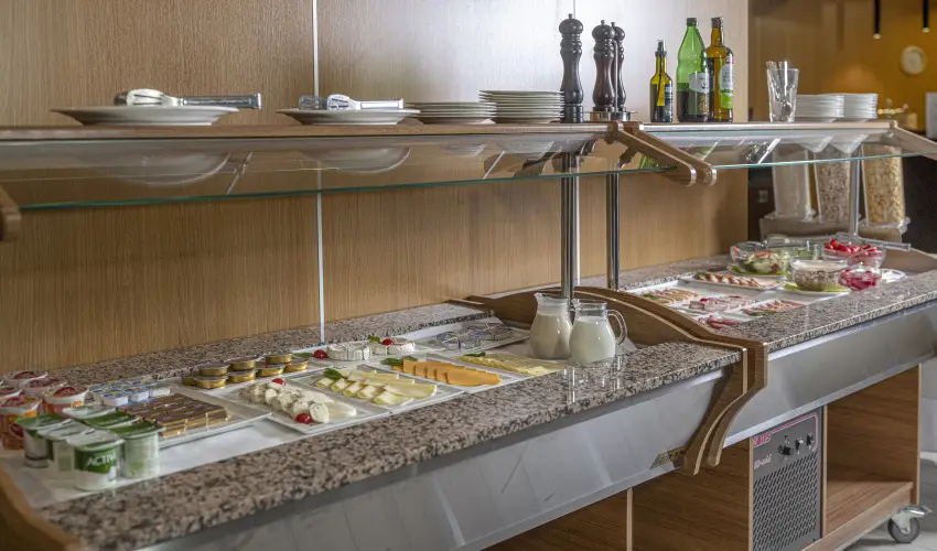 Willis Hotel Business & Wellness Zalaegerszeg - Nyugdíjas kedvezményes árak reggelis ellátással (1 éjtől)