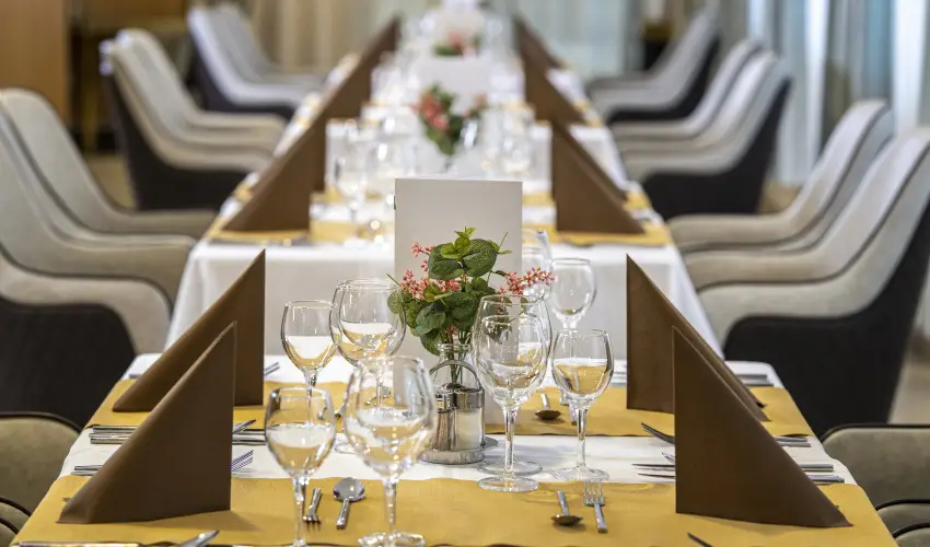 Willis Hotel Business & Wellness Zalaegerszeg - Nyugdíjas kedvezményes árak reggelis ellátással (1 éjtől)