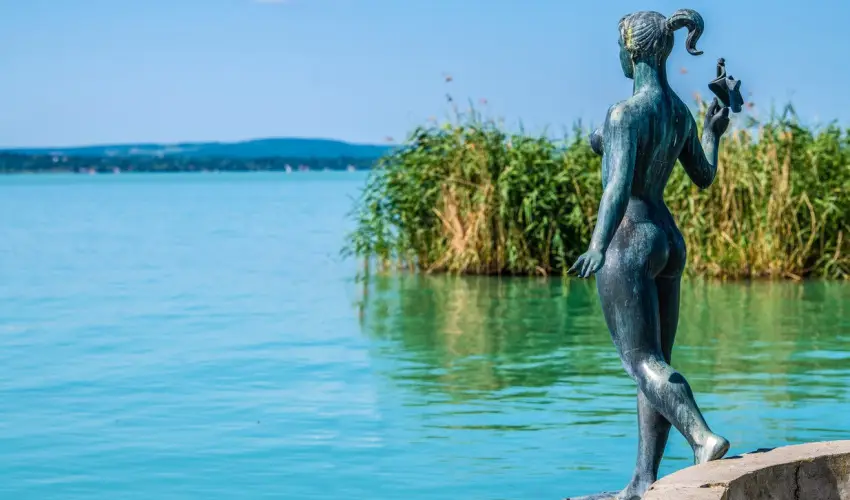 Tihany Yacht Club Tihany - Kedvezm�nyes �r f�lpanzi�val (1 �jt�l)